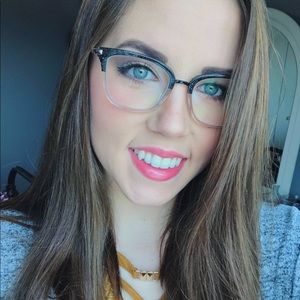 Meet your Posher, Natalie